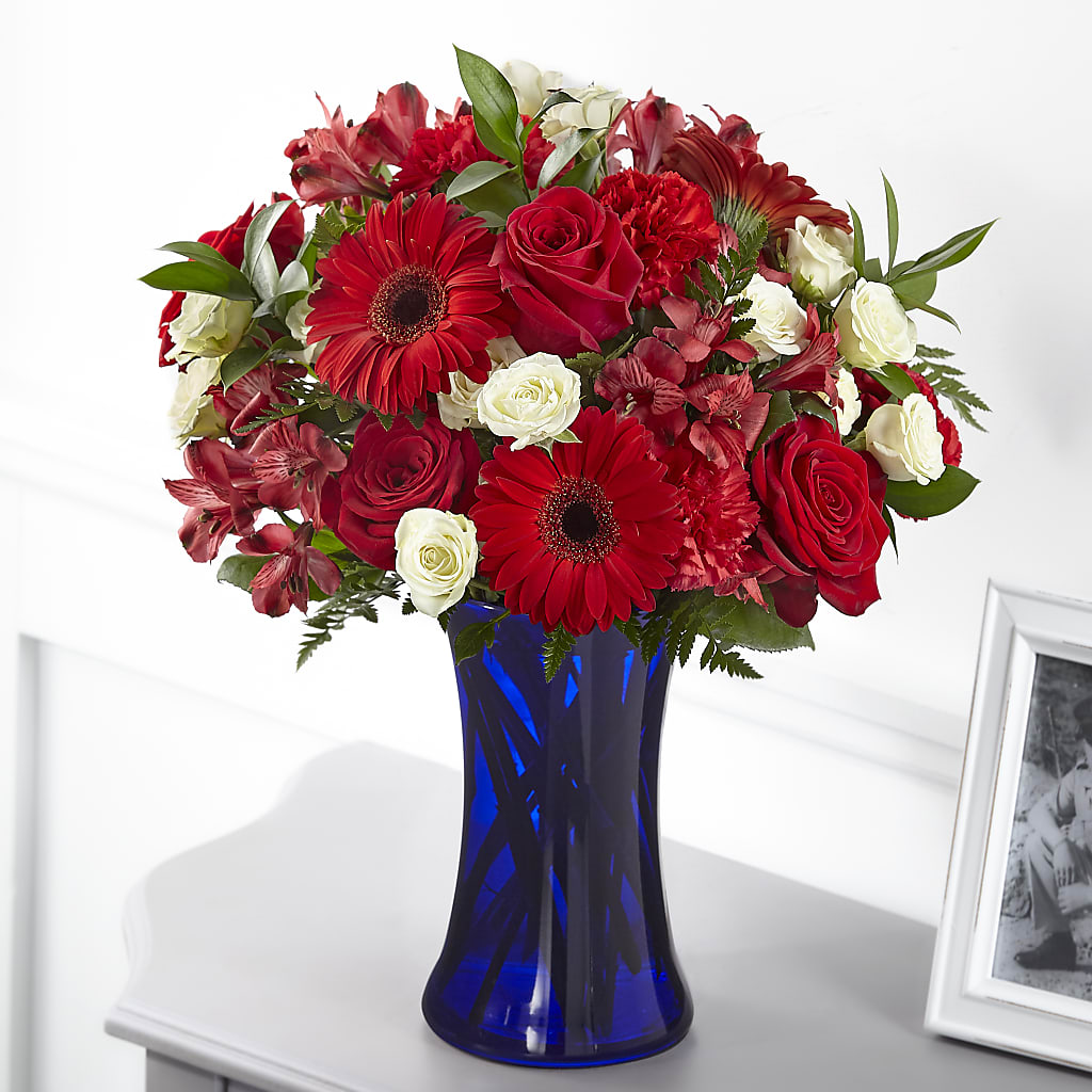 Hearts Embrace Bouquet – THE SHOPPE ON KEY AVENUE FLORAL & GIFTS, Lampasas TX