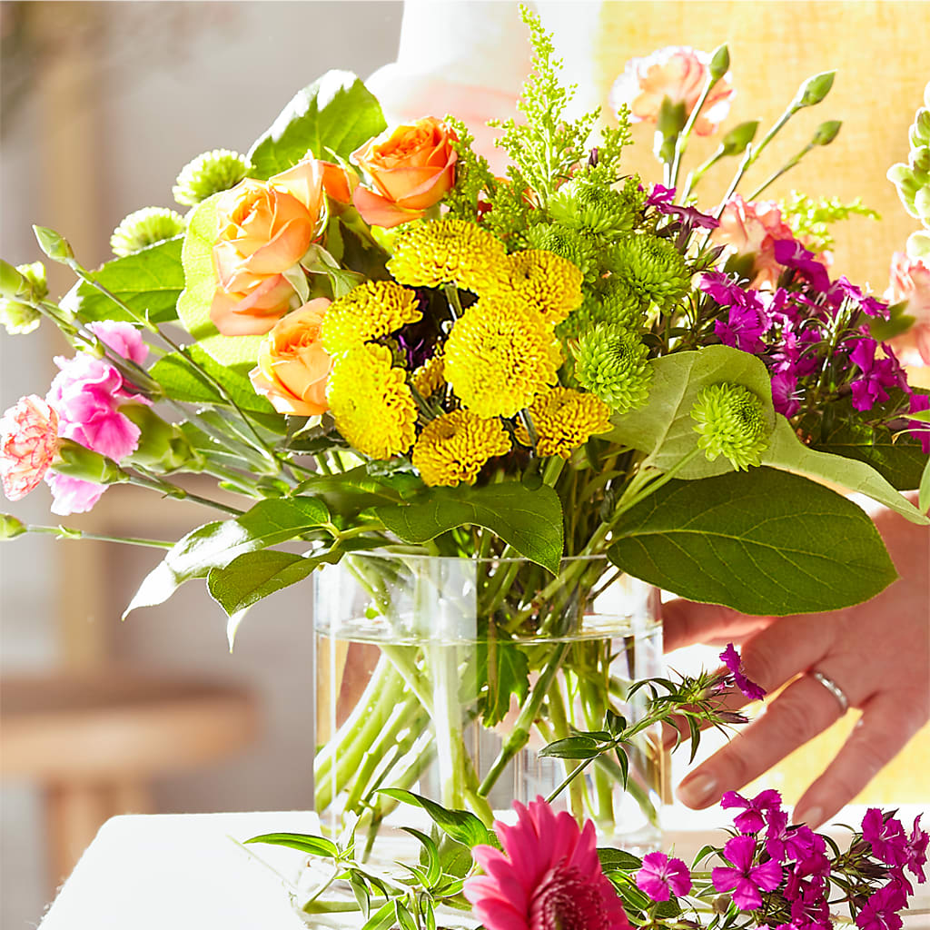 Bold & Bright – A Florist Original –  The Shoppe At Wildflower Hill, Lampasas TX