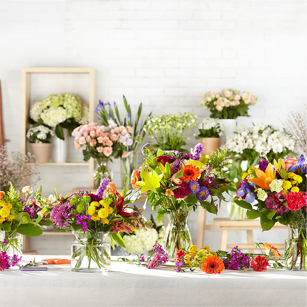 Bold & Bright – A Florist Original –  The Shoppe At Wildflower Hill, Lampasas TX
