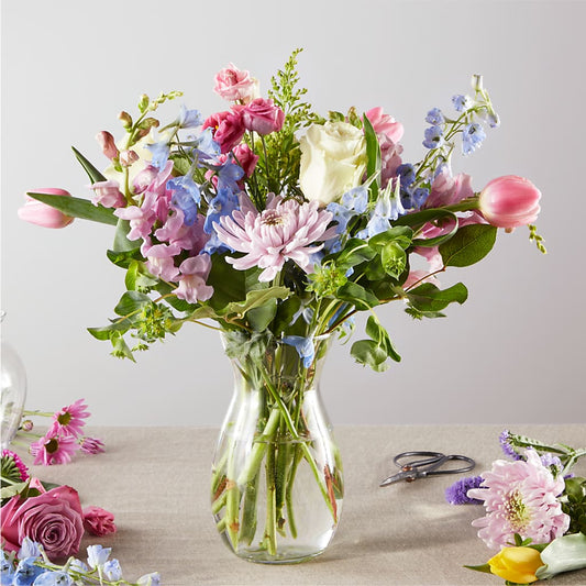 Pastel Tradition - A Florist Original – THE SHOPPE ON KEY AVENUE FLORAL & GIFTS, Lampasas TX