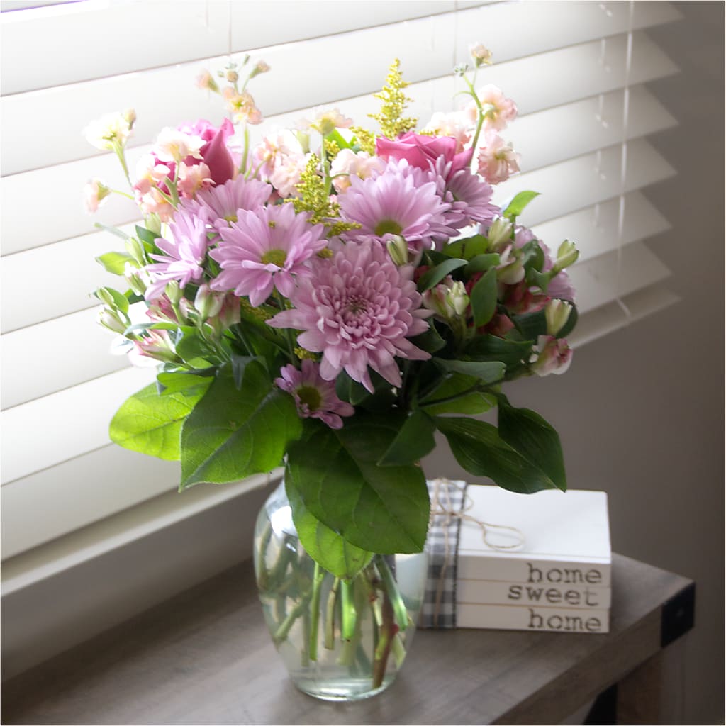 Pastel Tradition - A Florist Original –  The Shoppe At Wildflower Hill, Lampasas TX