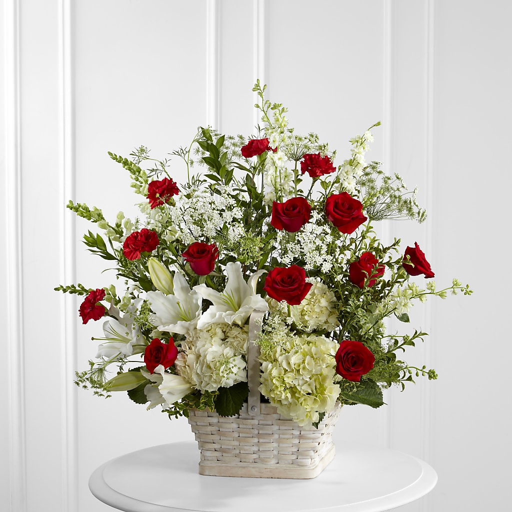 In Loving Memory Arrangement – THE SHOPPE ON KEY AVENUE FLORAL & GIFTS, Lampasas TX