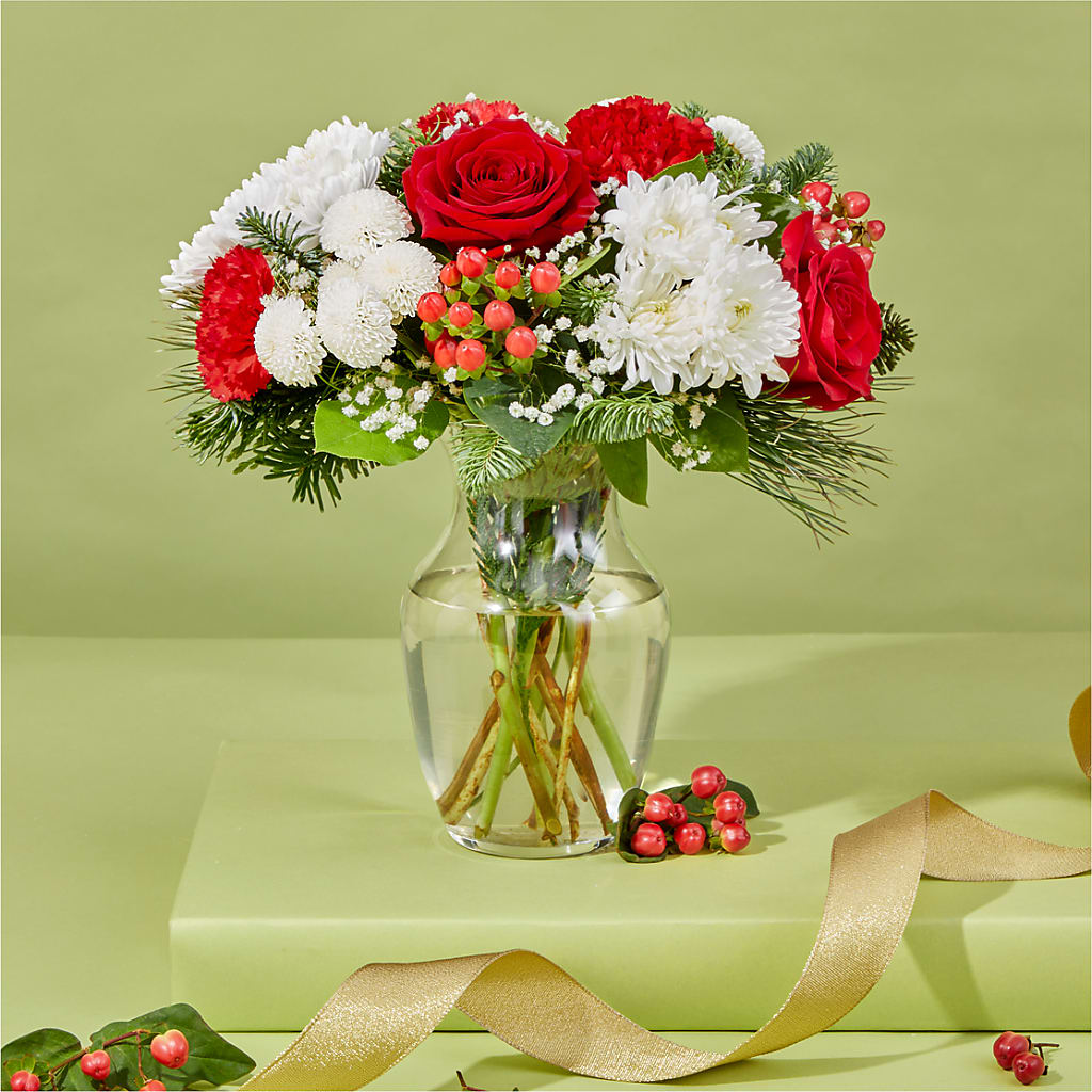 Chance of Flurries Bouquet –  The Shoppe At Wildflower Hill, Lampasas TX