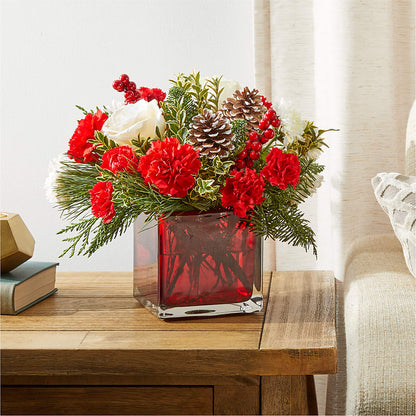 Christmas Market Bouquet –  The Shoppe At Wildflower Hill, Lampasas TX