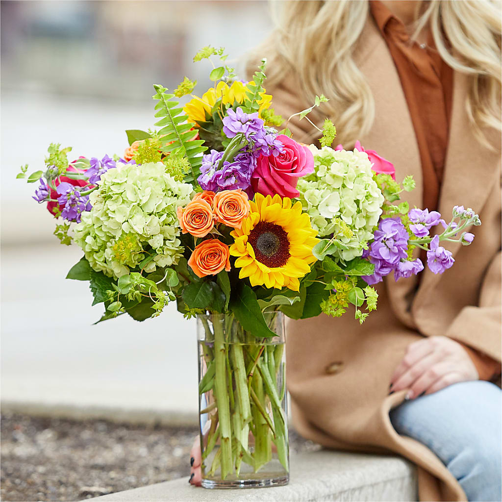 Vibrant Greetings Bouquet –  The Shoppe At Wildflower Hill, Lampasas TX