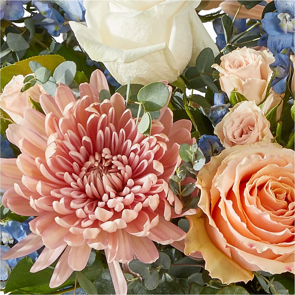 Inspired Bouquet –  The Shoppe At Wildflower Hill, Lampasas TX