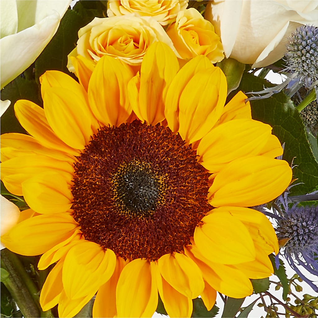 Wonderfully Sunny Bouquet –  The Shoppe At Wildflower Hill, Lampasas TX