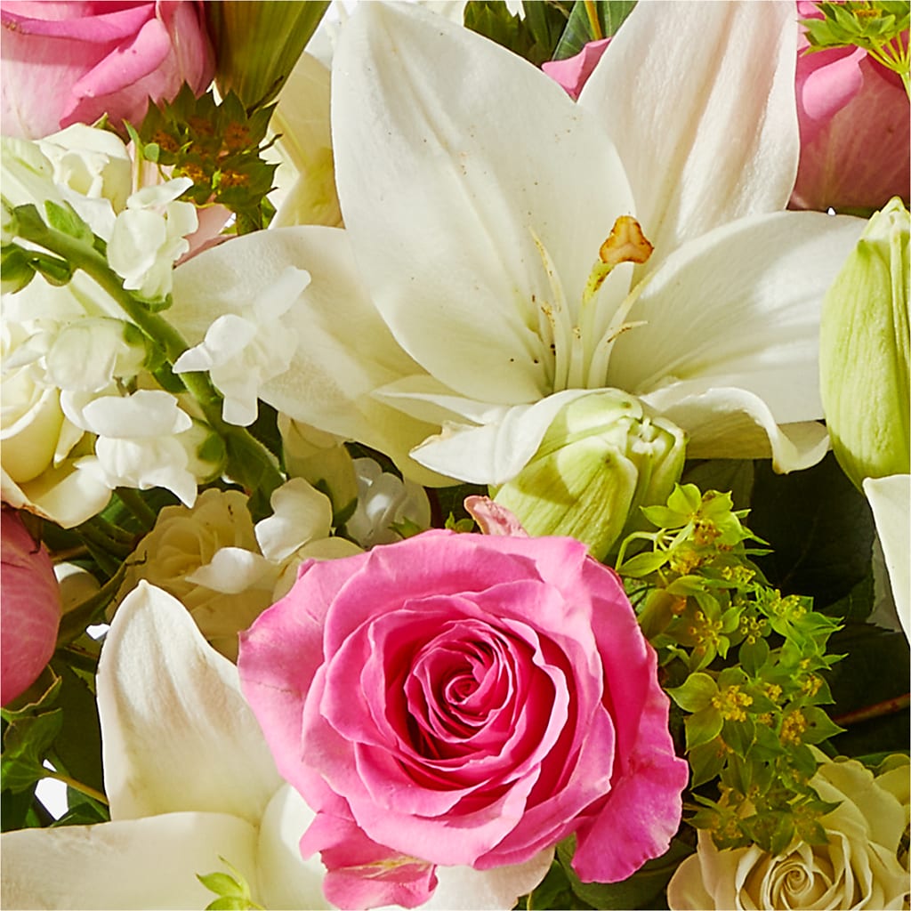 Fondly Bouquet –  The Shoppe At Wildflower Hill, Lampasas TX