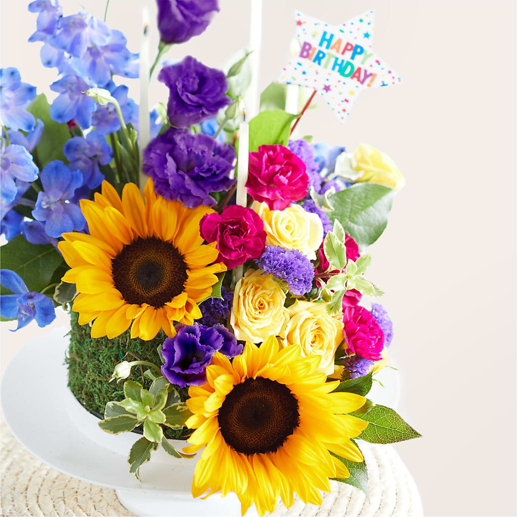 Star of the Day Floral Cake –  The Shoppe At Wildflower Hill, Lampasas TX
